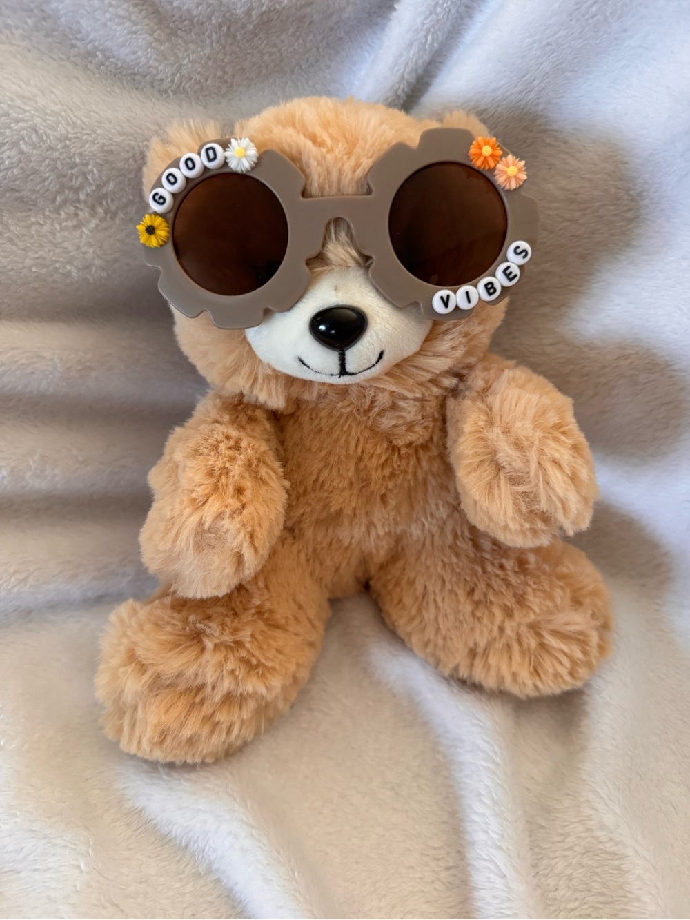 Tan Flower Shaped Girl’s Sunglasses